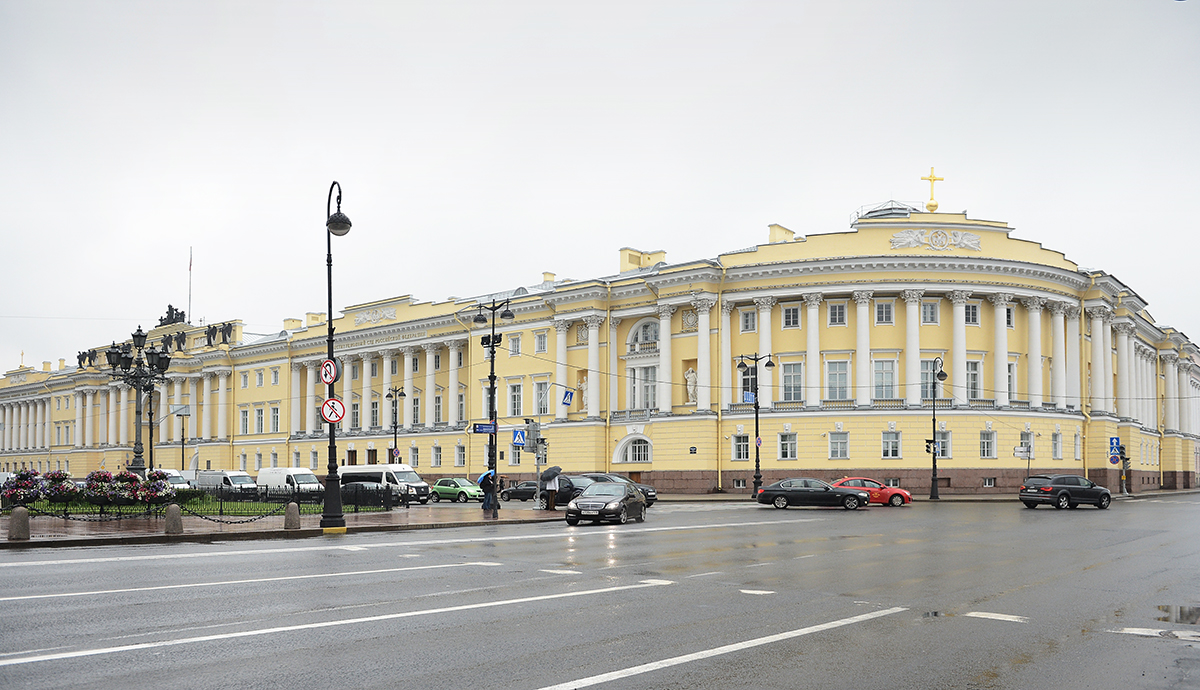 Здание Священного Синода Русской Православной Церкви в Санкт-Петербурге
