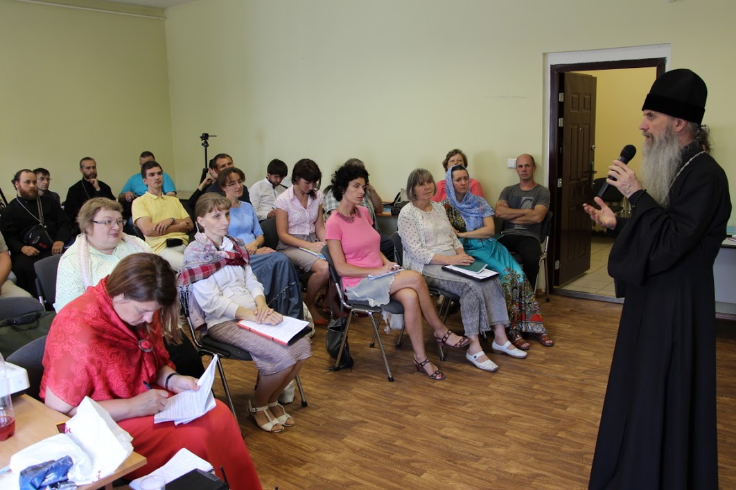 В Николо-Угрешском монастыре прошел семинар «Школа консультанта по химической зависимости»