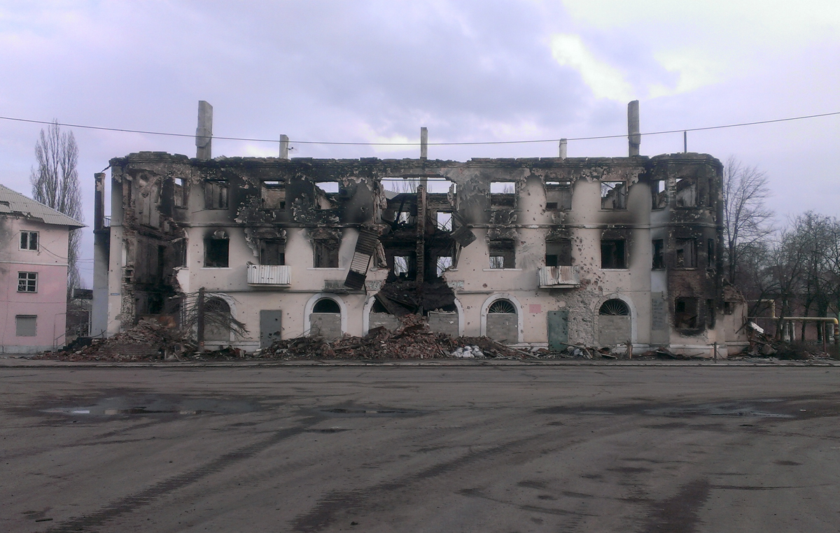 В Углегорске разрушены практически все здания