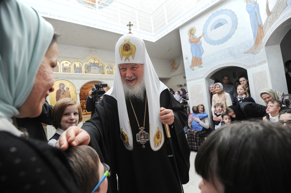 Святейший Патриарх Кирилл поздравил с Рождеством Христовым воспитанников Свято-Софийского детского дома