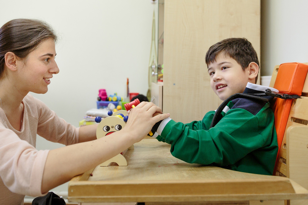 Служба «Милосердие» запускает первую в России долгосрочную реабилитационную программу для детей с ДЦП