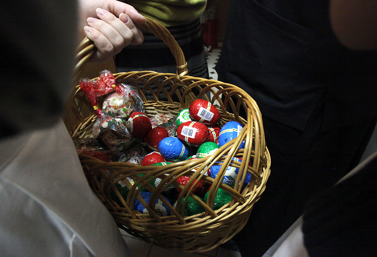 Пасхальные подарки для нуждающихся подготовит православная служба помощи «Милосердие»