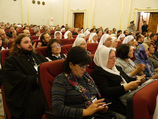 В Москве начался VIII Общецерковный съезд по социальному служению