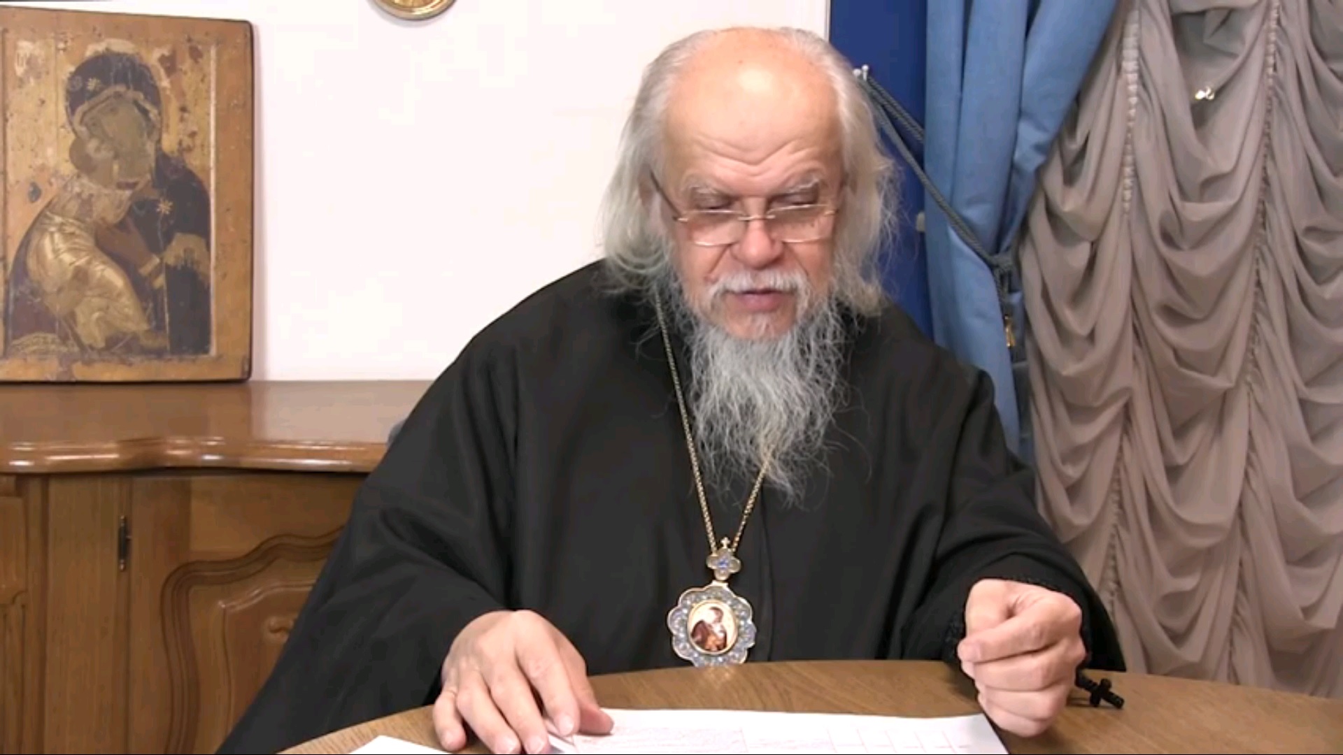 Видеообращение председателя Синодального отдела по благотворительности епископа Орехово-Зуевского Пантелеимона 