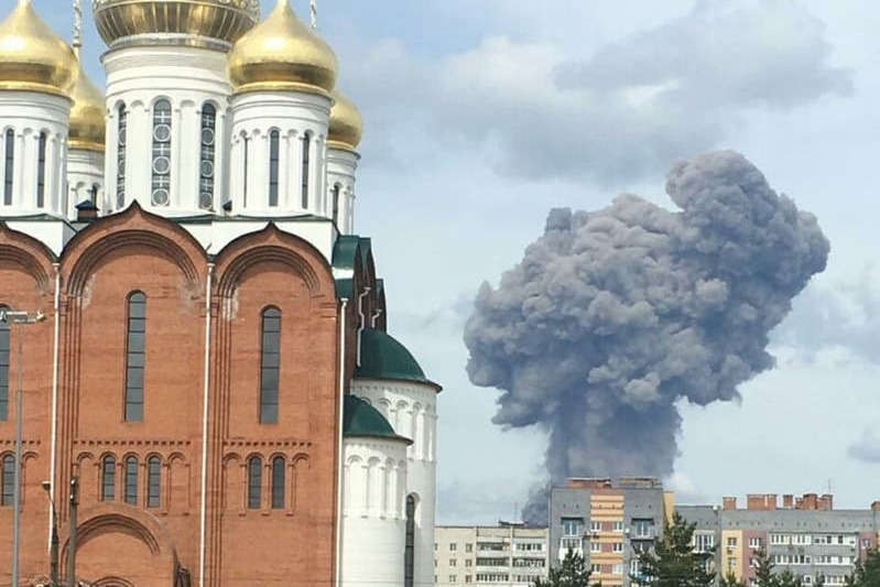 Пострадавших от взрывов в Дзержинске навестили священники