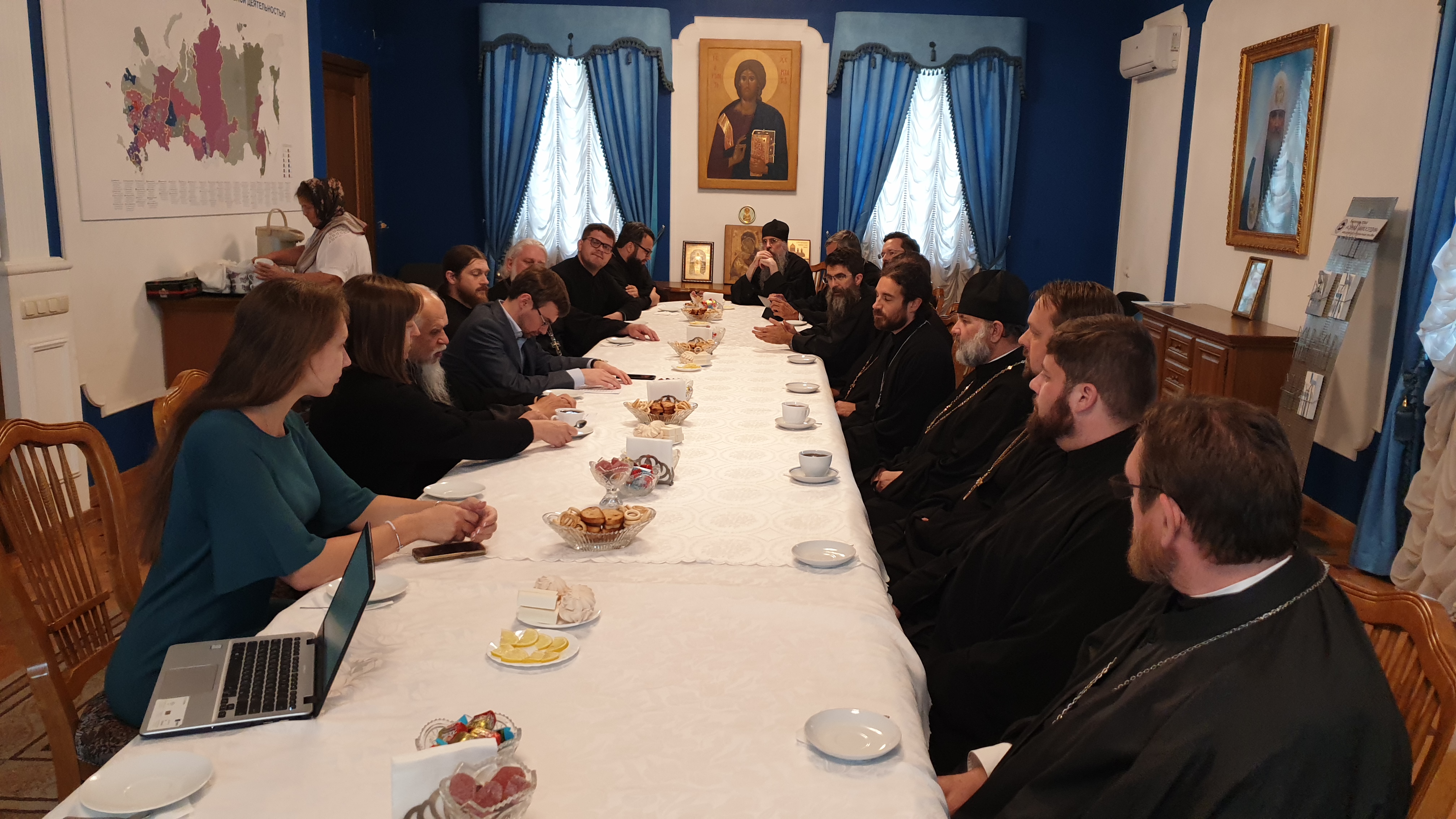 Делегация Православной Церкви в Америке посетила Синодальный отдел по благотворительности