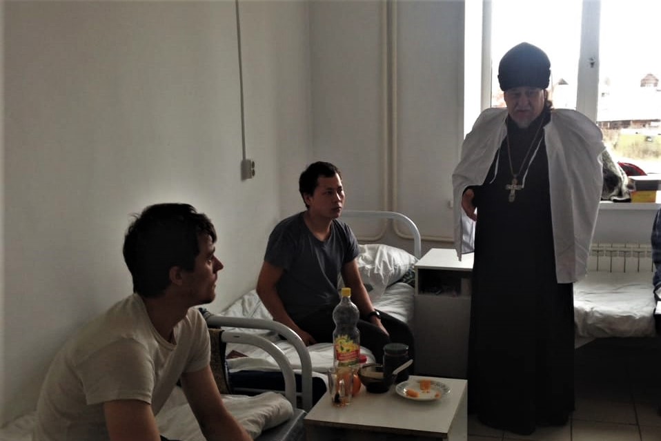 Церковь оказывает помощь пострадавшим в Красноярском крае