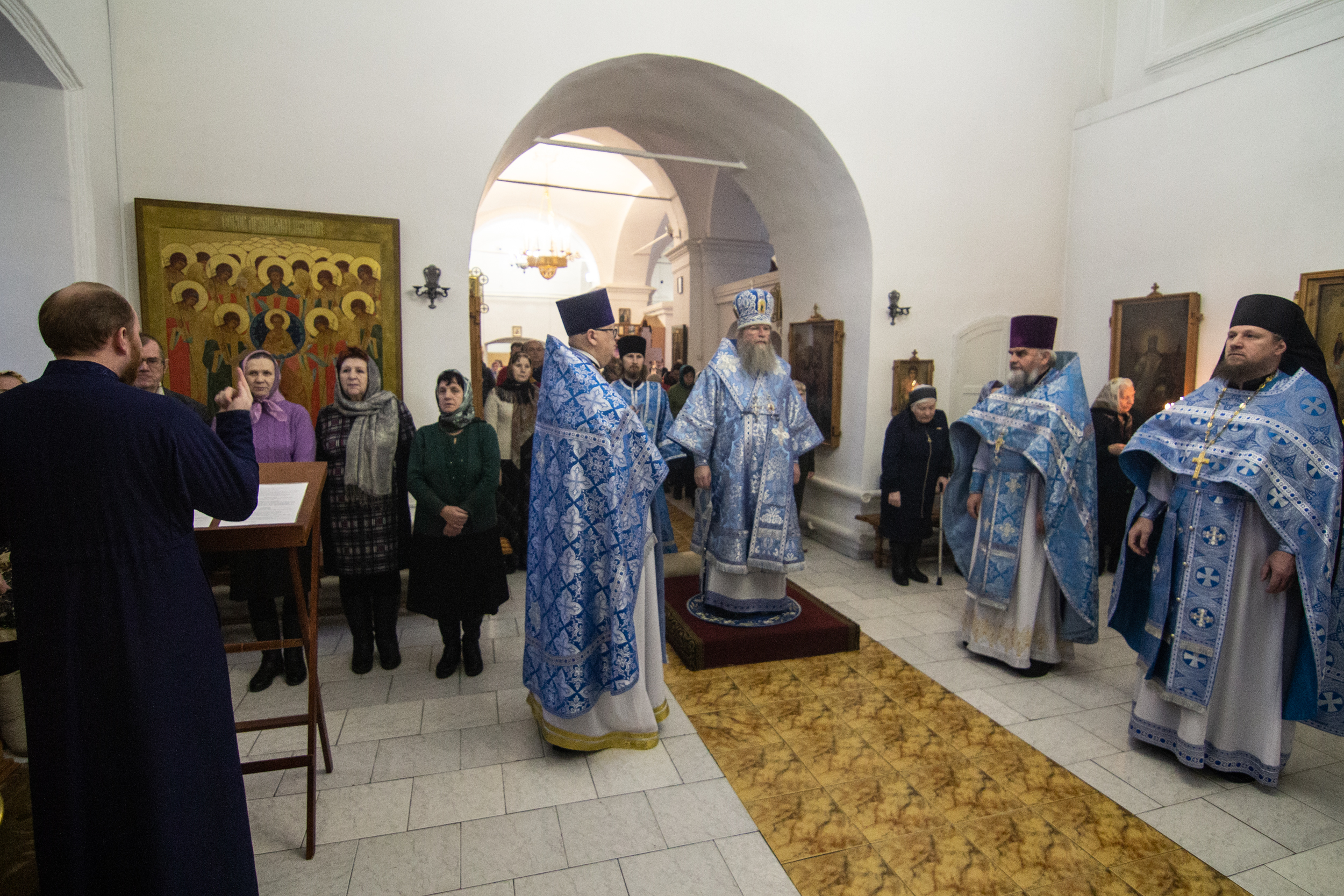 В Муромской епархии впервые прошла Архиерейская литургия с сурдопереводом