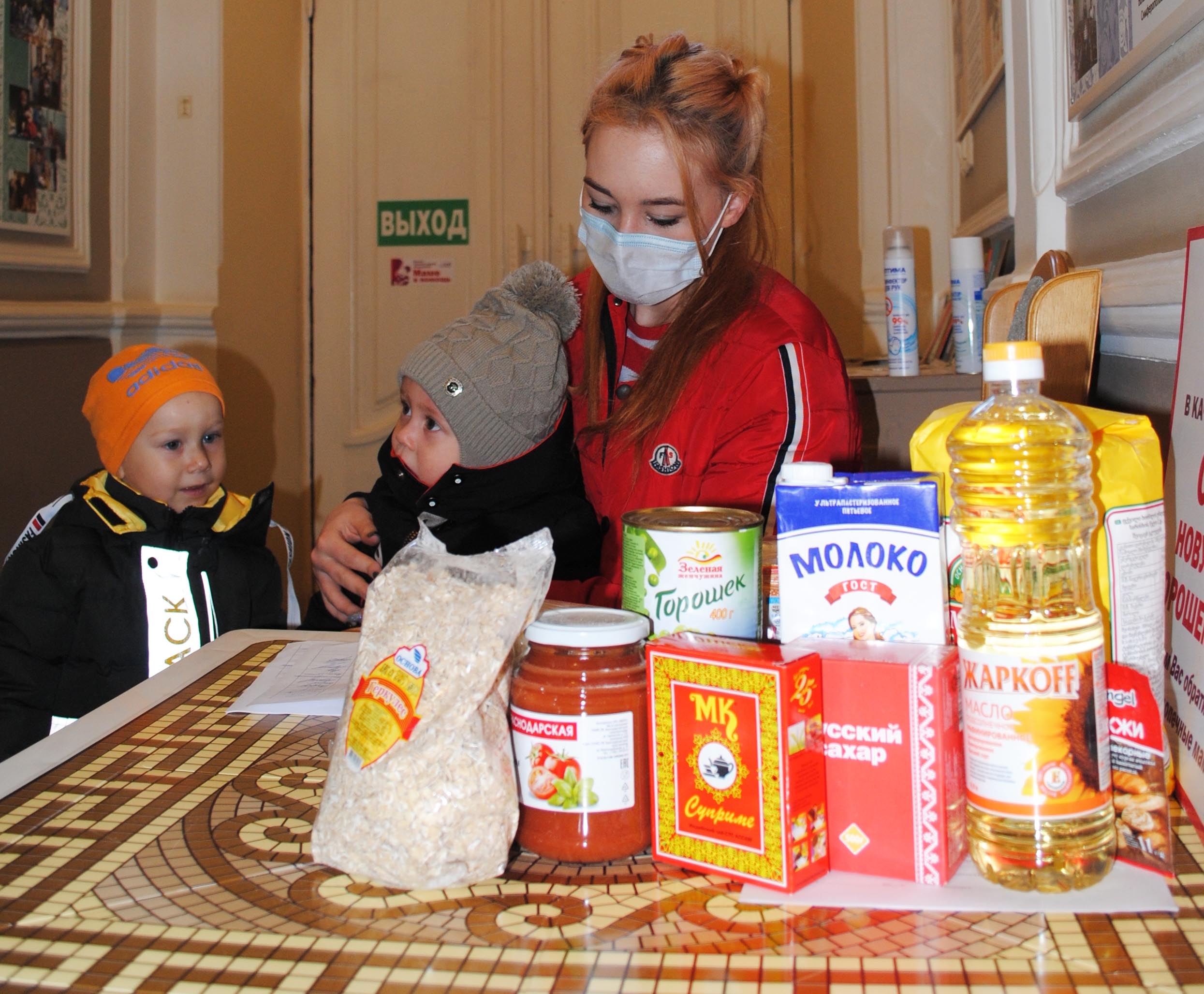 Продуктовую помощь получают подопечные семьи кризисного центра «Дом для мамы» в Ессентуках