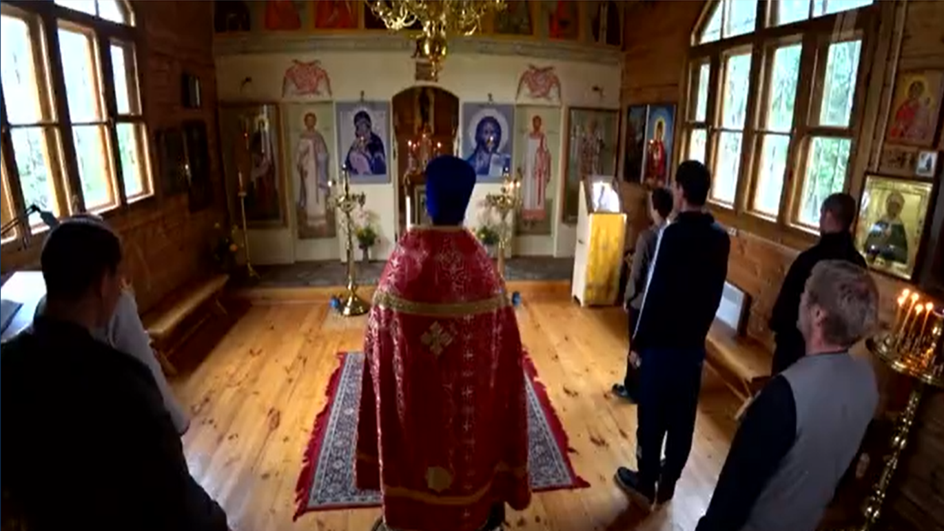 Молебен об исцелении от недуга пьянства в храме села Горки Владимирской области