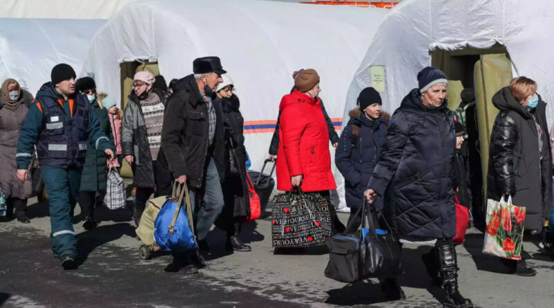 Беженцы с Донбасса. Фото: Эрик Романенко / ТАСС