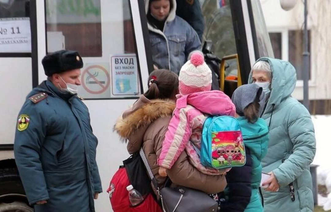 Беженцы из Донбасса. Фото с сайта abon-news.ru