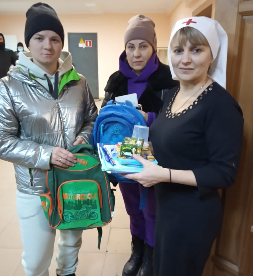 Передачи гуманитарной помощи беженцам в Белгородской епархии