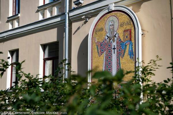645 амбулаторных консультаций для беженцев провели в московской церковной Больнице Святителя Алексия с марта