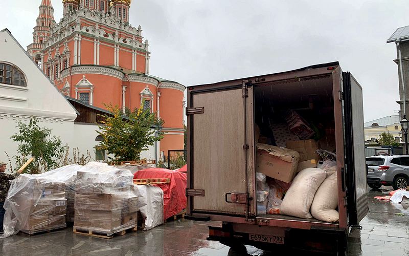 Более 20 тонн гуманитарной помощи собрали в храмах Подольской епархии 