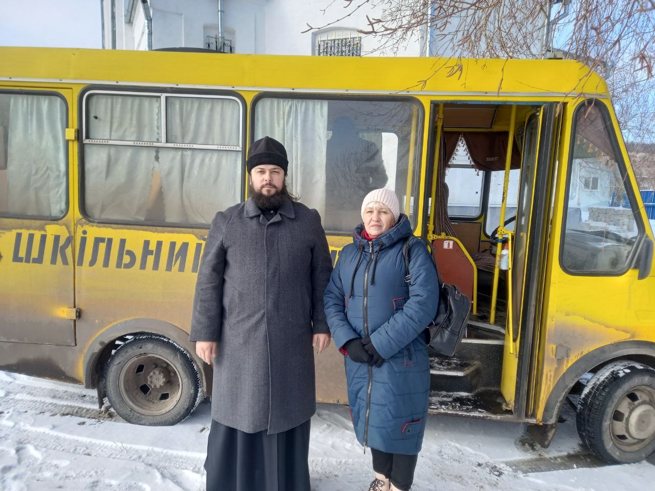 Социальный отдел Северодонецкой епархии передал гуманитарную помощь жителям Сватово