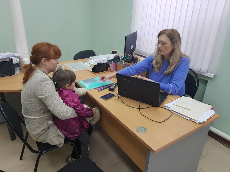 В Шахтинской епархии оказывают квалифицированную психологическую помощь беженцам 