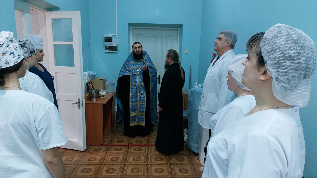 Социальный отдел  Северодонецкой епархии оказывает помощь больницам